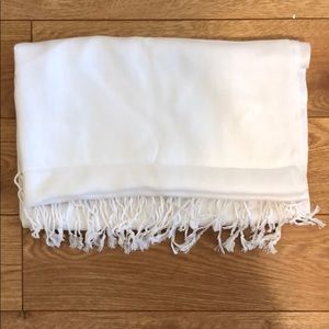 Never Been Warn Long Off-White Pashmina